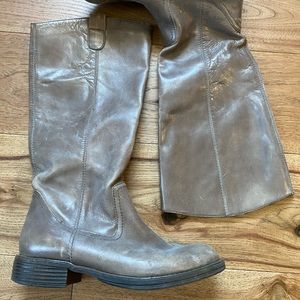 Gray leather upper boots